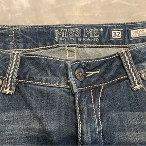 Womens Miss Me Jeans size 32